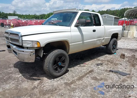 2001 Dodge Ram 1500 St z USA, uszkodzony, nr VIN 3B7HF13Z71G771540